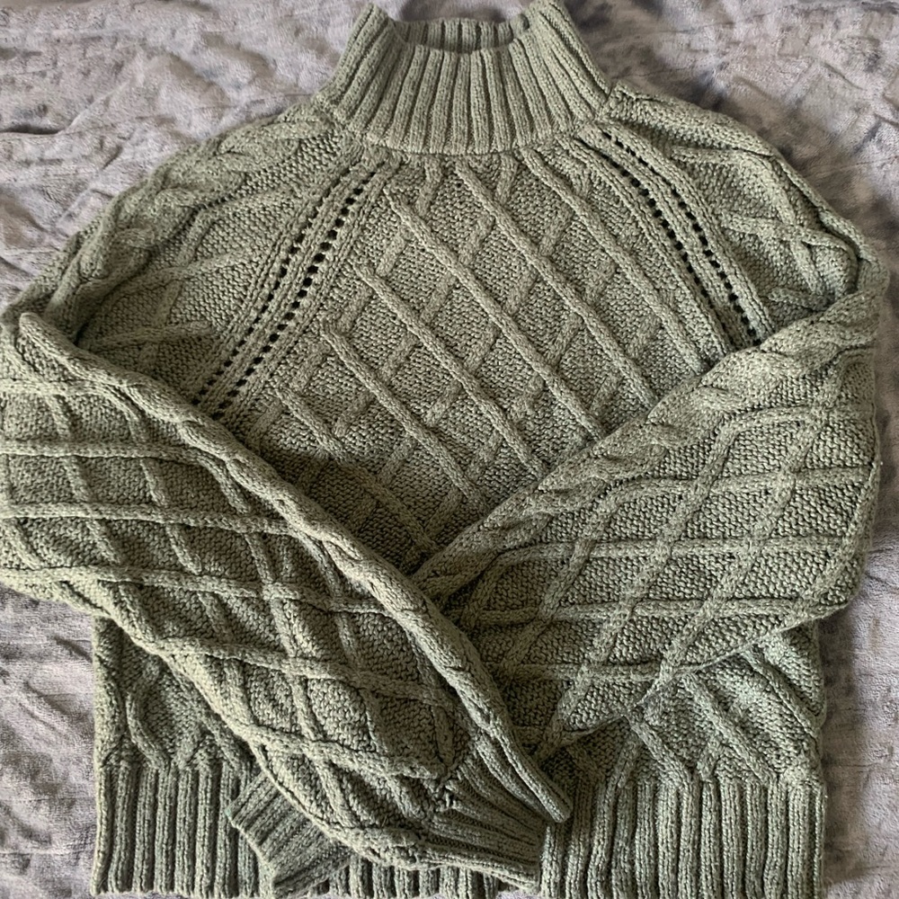American Eagle cropped turtleneck sweater